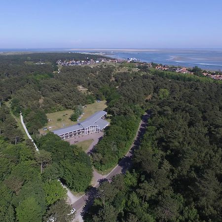 Hotel DoniaState Vlieland Esterno foto